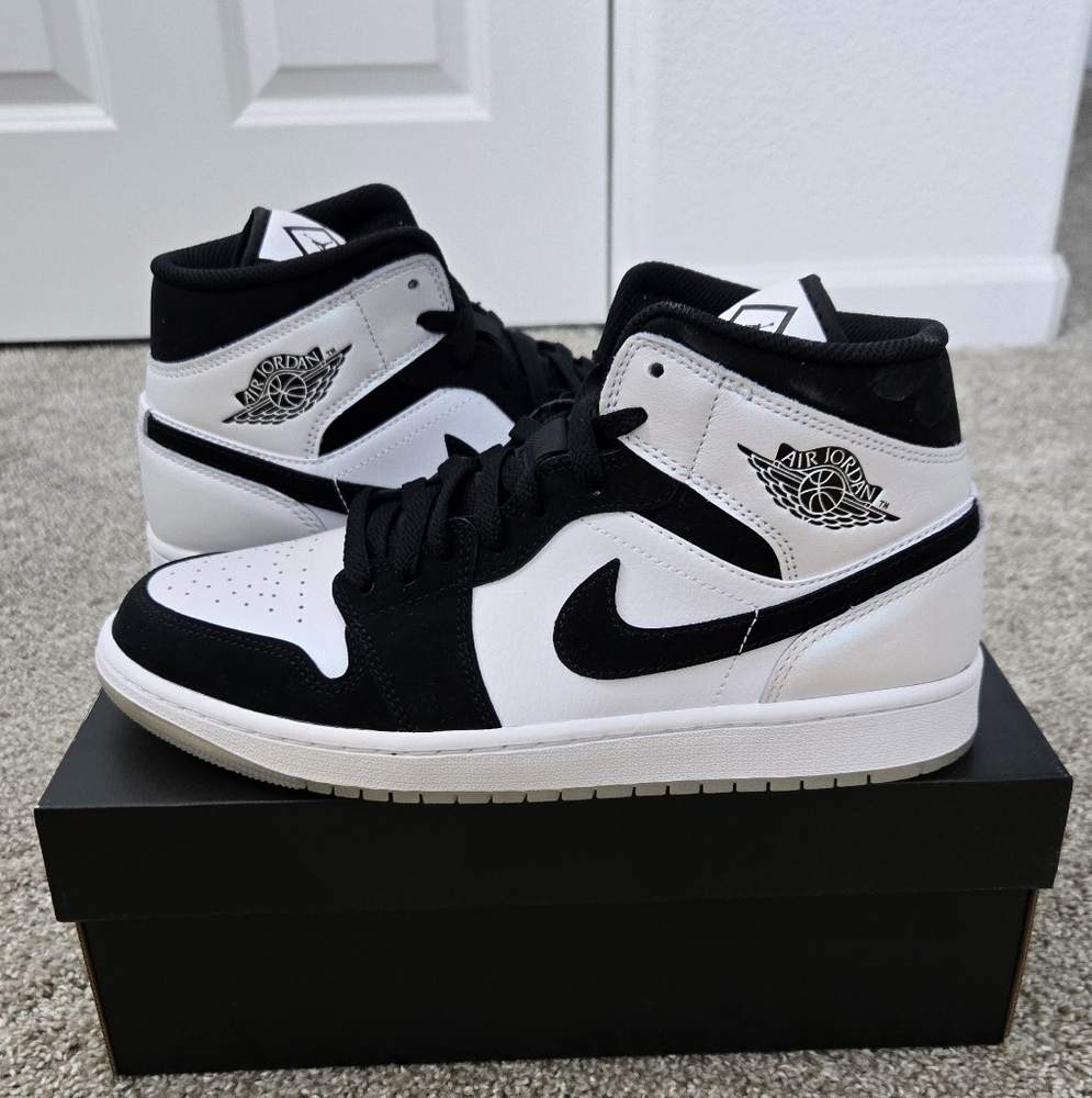 Jordan 1 MID - Picture 10 of 10